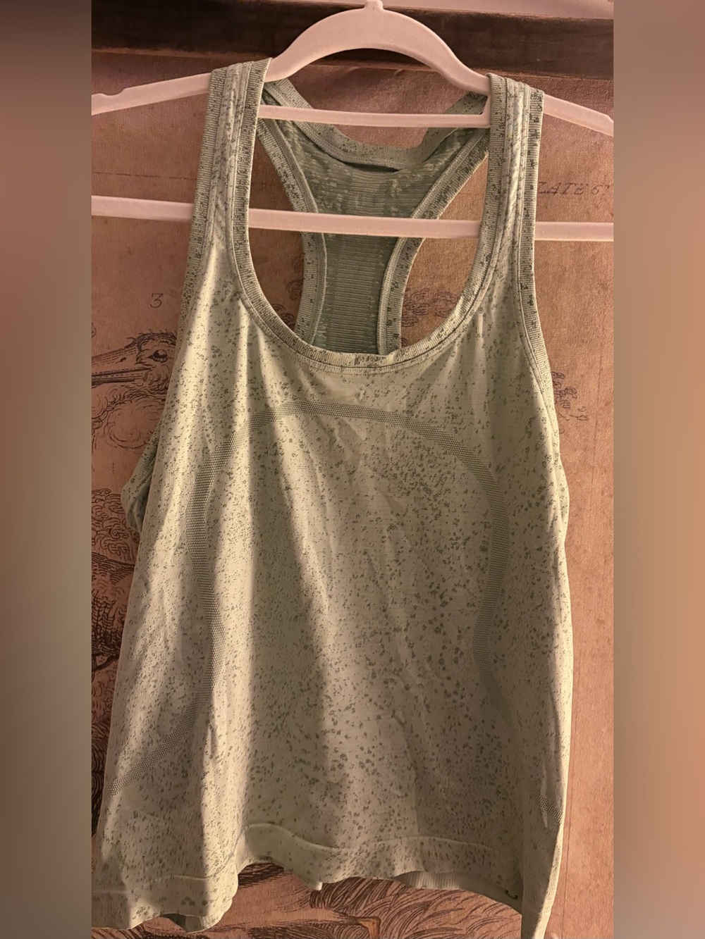 * Lululemon Lightweight Racer Back Tank AS 8 Speckled Green Inspiration *